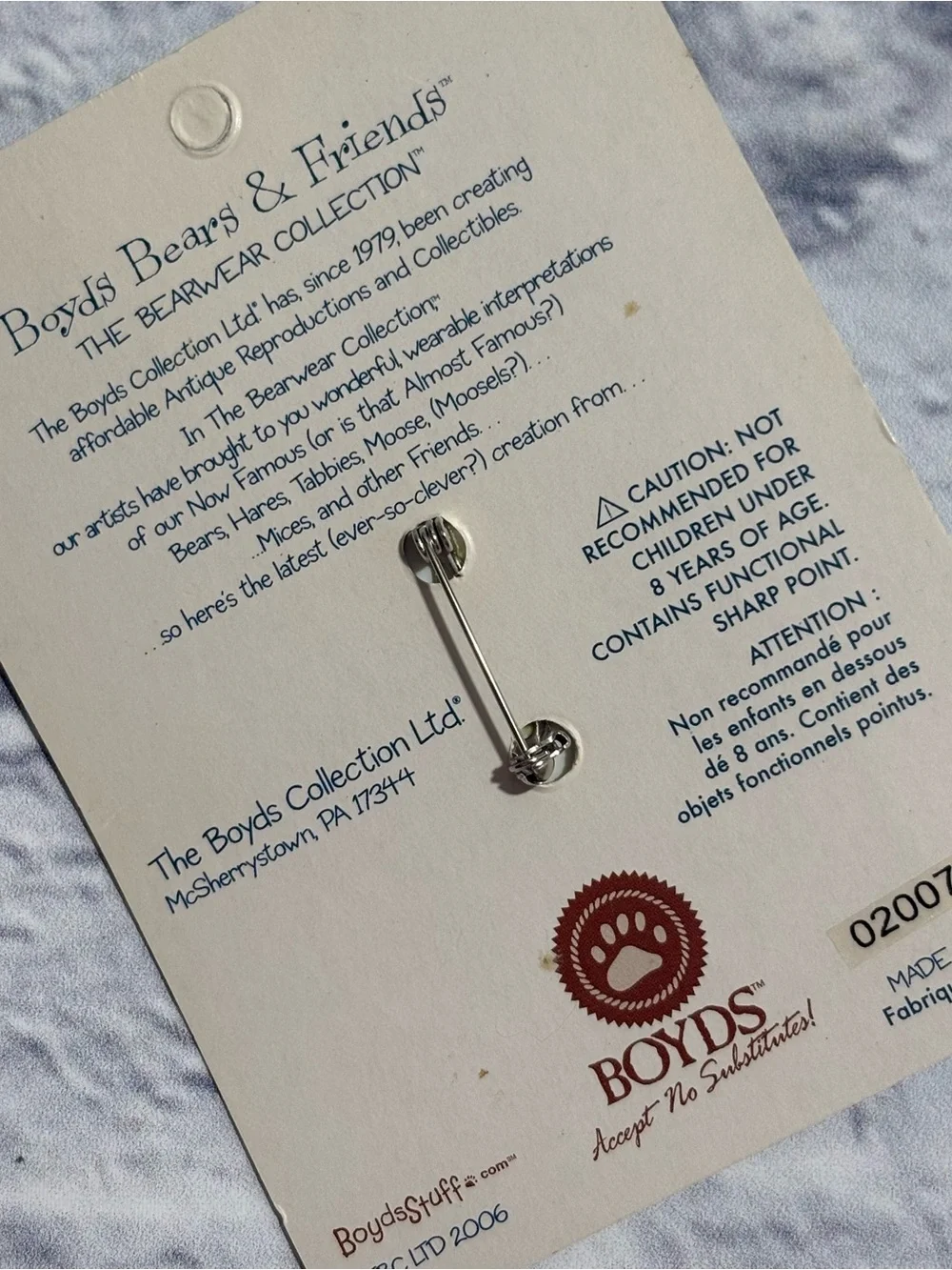 Deadstock 2007 Boyds Bears “Bearwear Collection” Shopsalot pin